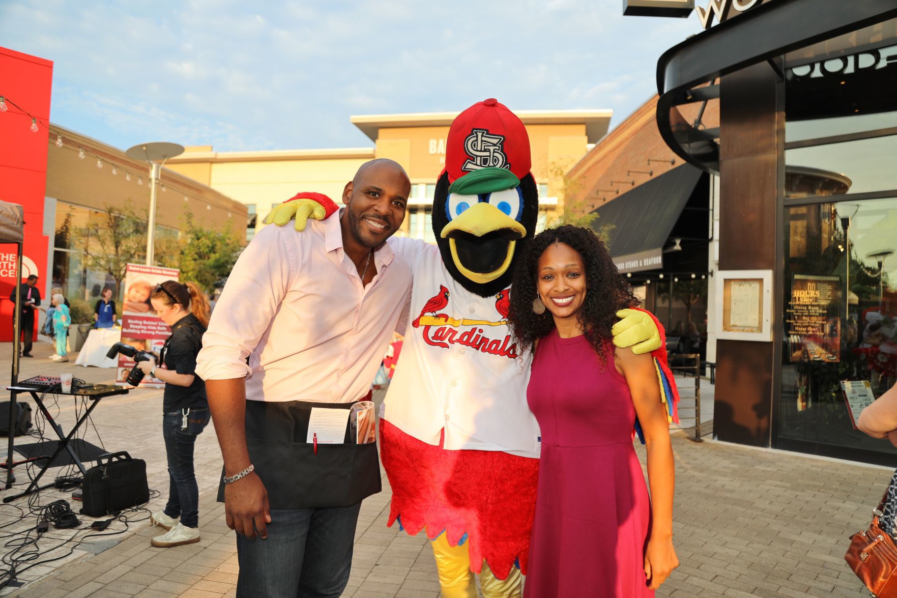 Pascal Beauboeuf, Fredbird, Tara Valiant